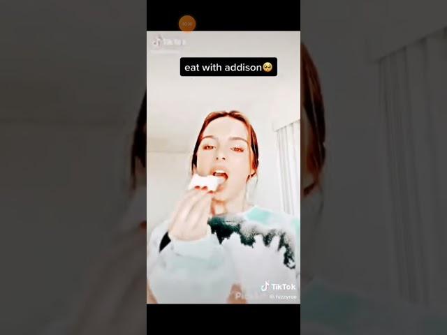 Première di PandaIsMyTeam (Addison Rae)