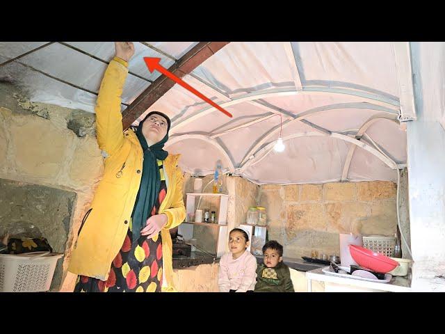 Installing the Magic Cave Roof Covering: Nomadic Lady in a Cozy and Clean Home