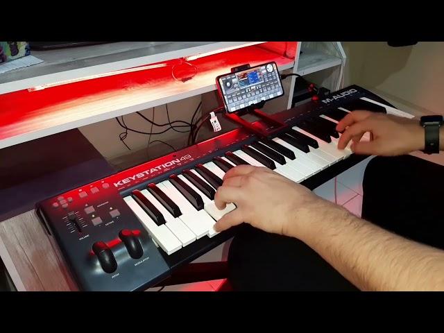 How to connect to a MIDI keyboard