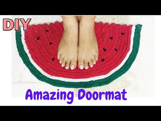 Watermelon Doormat//Beautiful Doormat making ideas with old clothes//Doormat recycle cloth pieces.