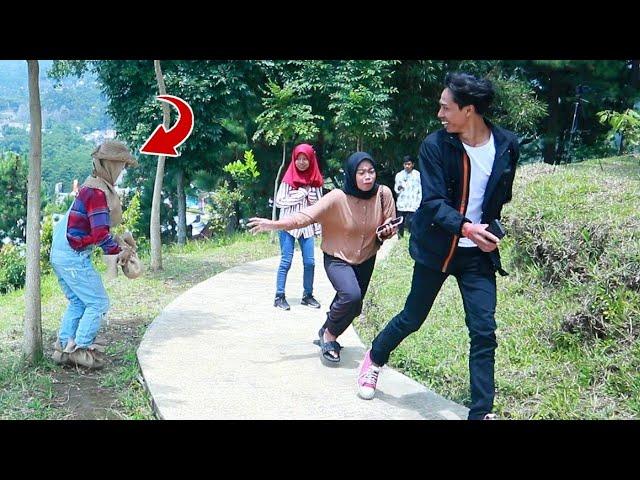 SCARECROW PRANK !! EKSPRESI LUCU PRANK ORANG-ORANGAN SAWAH