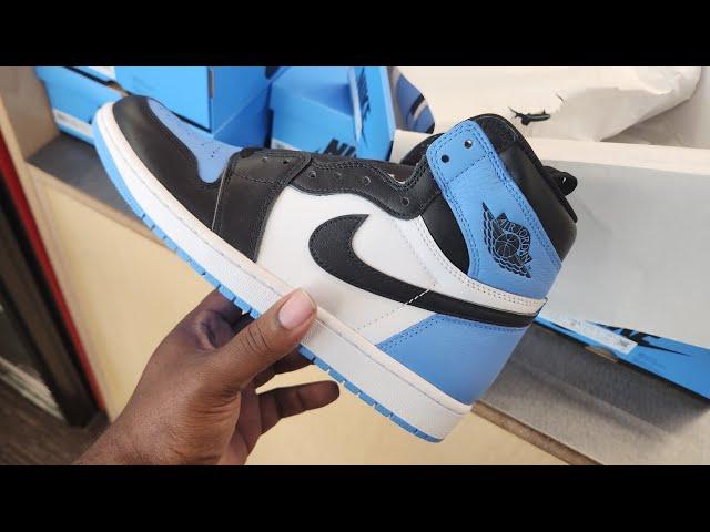 EARLY LOOK | AIR JORDAN 1 RETRO OG HIGH "UNC TOE" | FULL REVIEW