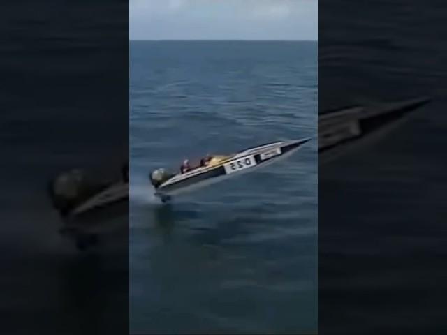 mistakes were made.. #fails #speedboat #offshoreracing #shorts