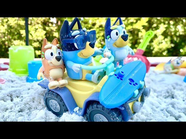 Bluey toys beach adventure - 1 hour video