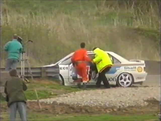 BTCC Outlon Park 1992 Gravett crashes