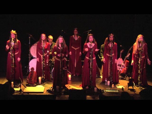 Mediaeval Baebes - "Auld Lang Syne" - Live in Williamsburg, Brooklyn, NY