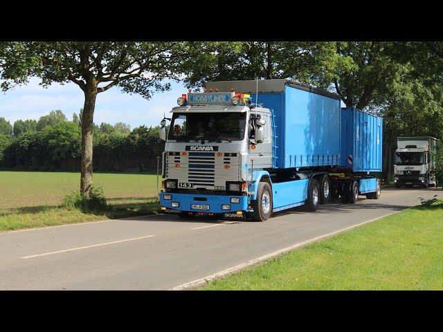 Wunderland Kalkar on wheels 2024 departure  - With Open pipes V8 Germany in 4K