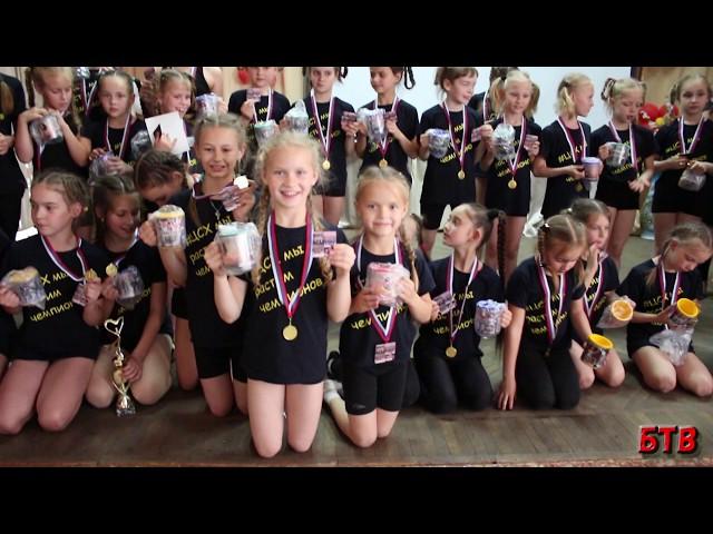 Vlog. The star of the district. My first is. Visiting grandmother. Blonde TV.