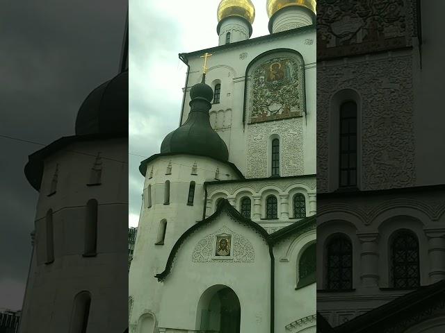 Феодоровский Собор в память 300-летия Дома Романовых на тихой  Миргородской ул. Санкт-Петербург.