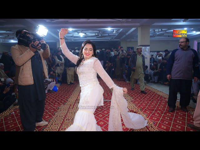 Moterway Tay Bus Aa Gai | Mehak Malik | Dance Performance 2022