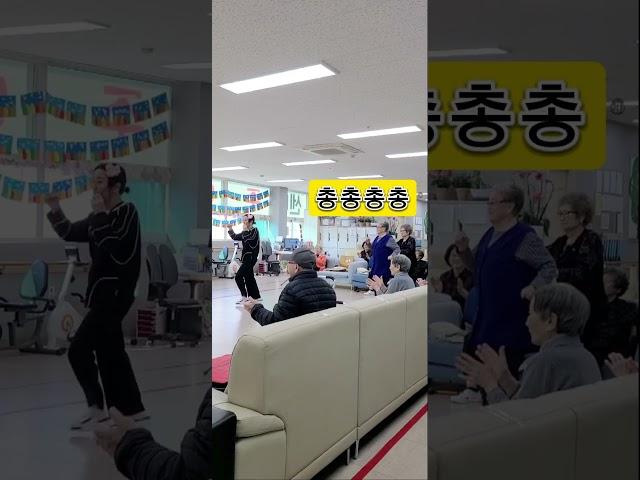 [실버체조]흥!  끌어올려~~~그렇치!