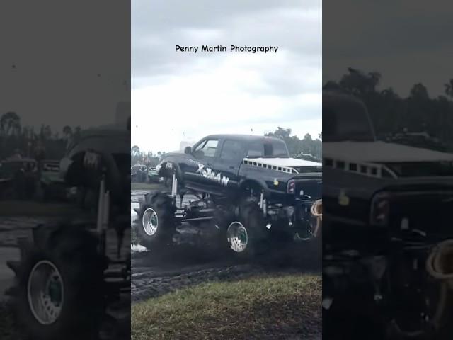 X MAN Blows the Bogs Apart #offroad #horsepower #mudbog #race #trucks