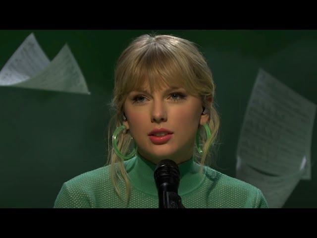  Taylor Swift sends Fox hosts into MELTDOWN