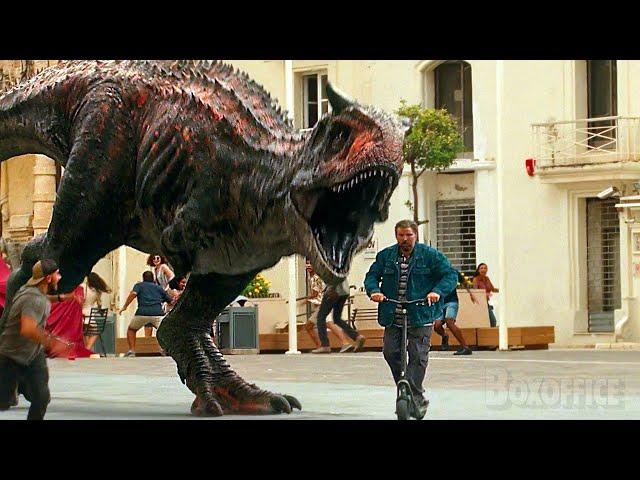 Dinosaurs STORM the city | Jurassic World: Dominion | CLIP