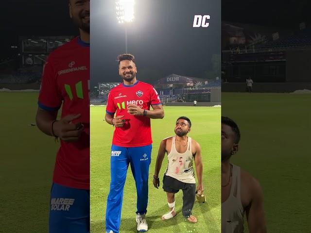 Mukesh Bhai Ne Toh Clean Bowled Kar Diya ft. Vibhu Varshney & Mukesh Kumar | Delhi Capitals