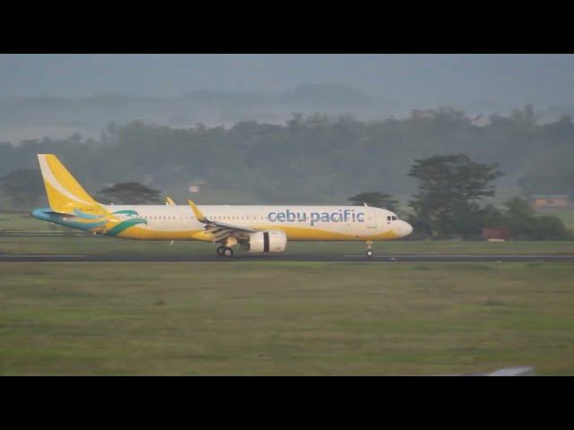 Cebu Pacific Airbus 321NEO RP-C4118 arrived at Iloilo International Airport