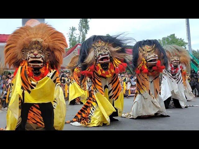 Penampilan Memukau Barongan Blora RISANG GUNTUR SETO Kirab Budaya Hari Jadi Blora ke 275