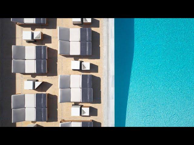 Bill & Coo Suites and Lounge – The Leading Hotels of the World (Best Luxury Hotels)