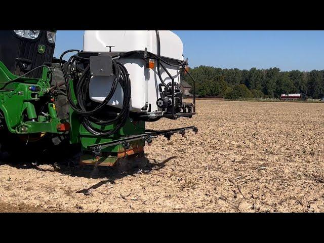 Landwirt optimiert Rapsaussaat mit TOS-Technik für mehr Bodenfruchtbarkeit