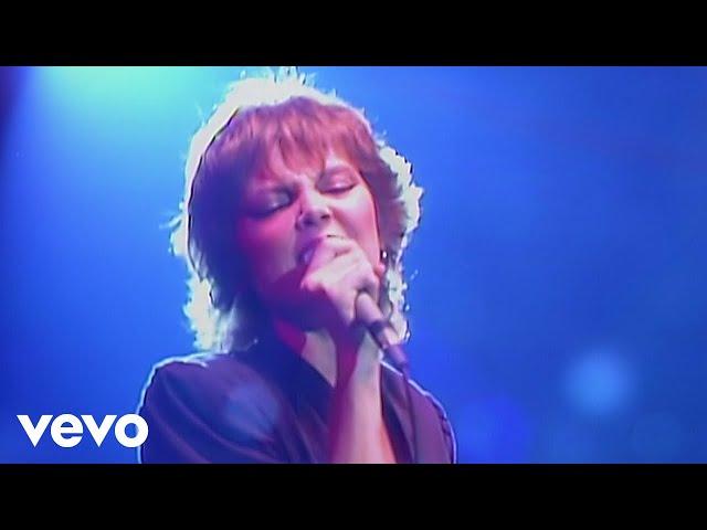 Pat Benatar - Promises In The Dark (Live) (Official Music Video)