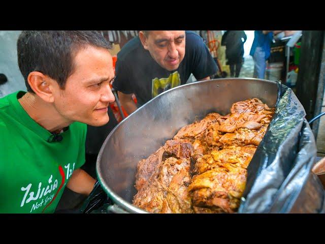 GOLDEN MEAT JACUZZI  Carnitas Tacos + Loaded Quesadillas!! Best Street Food in Los Angeles!!