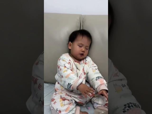 funny baby #baby #funnybaby #cute #funnyclips #funny #viralvideo #trending #funnybaby