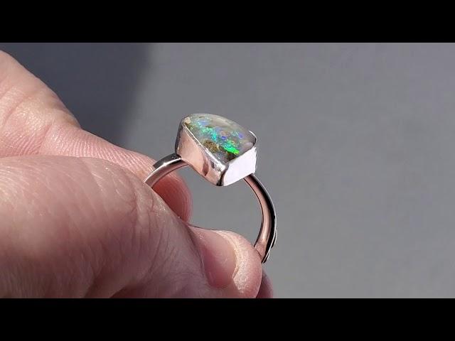 Australian boulder opal ring / opal jewelry / boulder opal ring / Mintabie opal ring / black opal