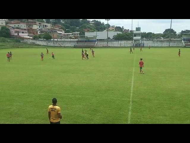 rhuan este e craque de bola,com apenas 11 ano no sub 15