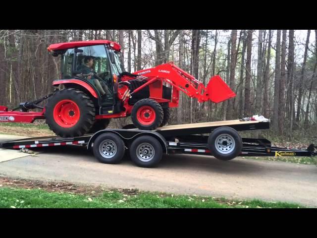 Loading my Kubota on the new Kaufman Tilt Trailer