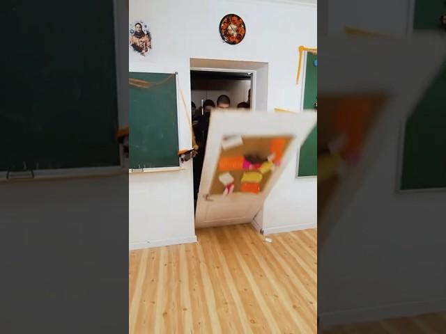 Хулиганы забрали учителя  #школа #глазамишкольника #шгш #конфликт #хулиган #сериал