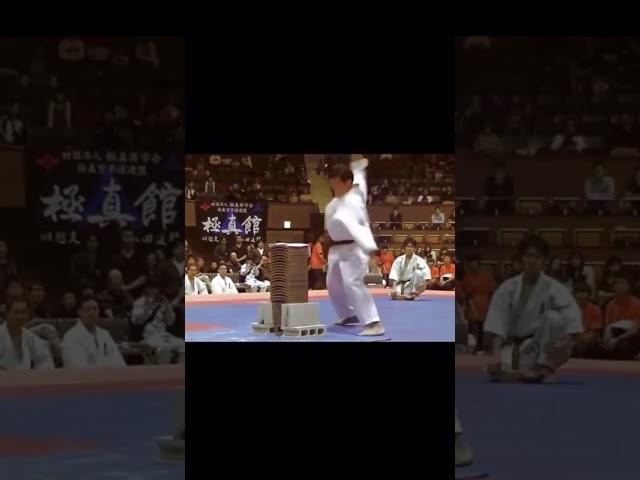 Kyokushin Karate - the strongest karate. Super breaking. #kyokushin #martialarts #karate #breaking