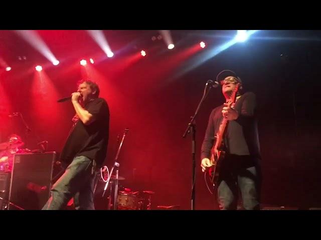 Pavement - Cut Your Hair @ C  Art Media, Buenos Aires, ARG, 2024-05-15