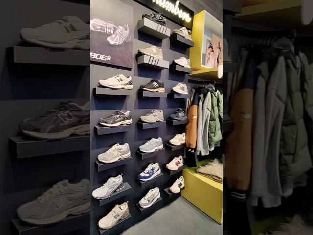 New Balance Showroom, contact us if you need original sneakers #newbalancelifestyle #newbalance