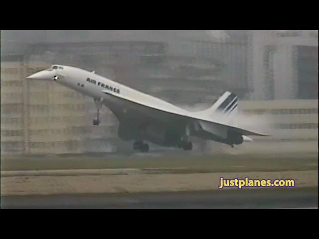 Awesome Air France CONCORDE at KAI TAK!