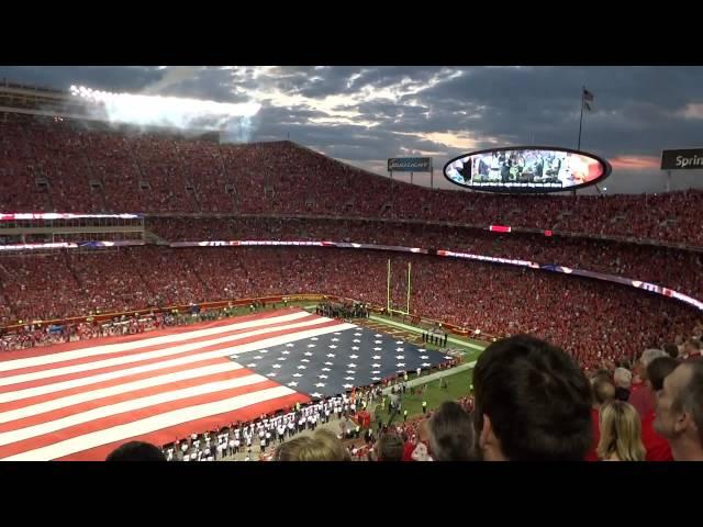 National Anthem & B2 Stealth Bomber Flyover at Arrowhead Stadium