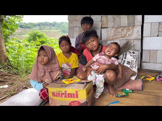 ORANG PINGGIRAN - DERITA PAHIT ADIK KECIL LIMA BERSAUDARA TINGGAL DI HUTAN BELUM MAKAN TAK ADA BERAS