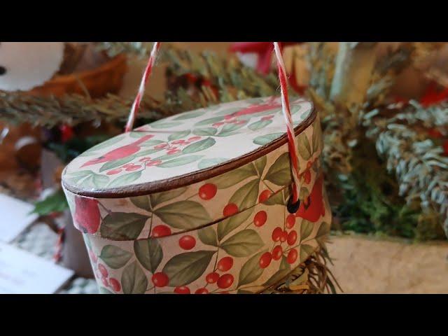 Quick Crafts: mini advent boxes/ornaments and vintage paper chains