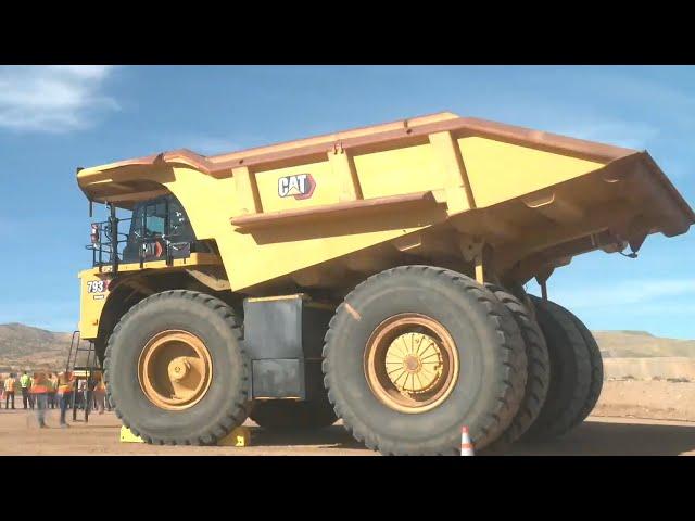 First Caterpillar 793 electric haul truck shown in US