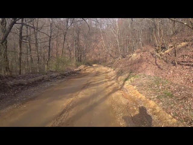 TTR230 riding at Windrock Park Trail G6 Downhill...HD