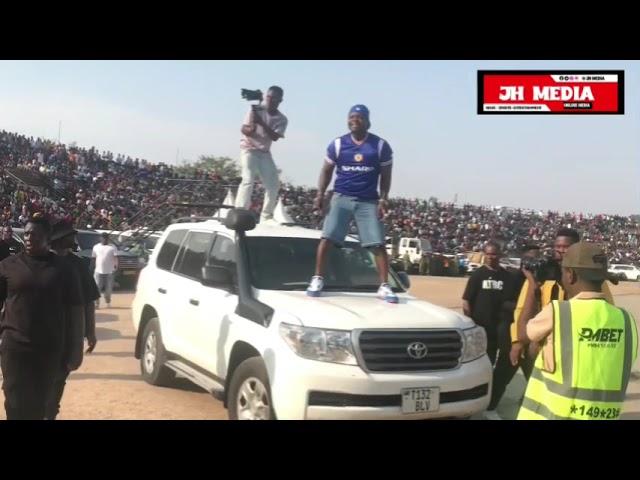 live SHOW HARMONIZE ALIVYO INGIA CCM KIRUMBA PAMBA HI UNAIFUNGAJE AITIKISA MWANZA TIZAMA