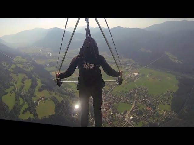 Hang gliding: first solo flight