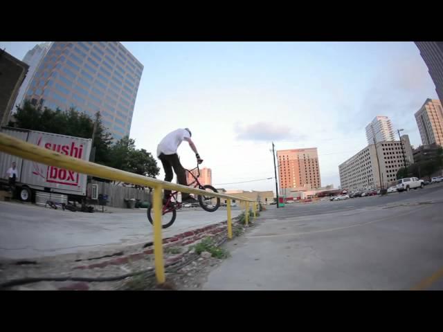 Federal BMX - Dan Lacey & Bruno Hoffmann / Austin 2011