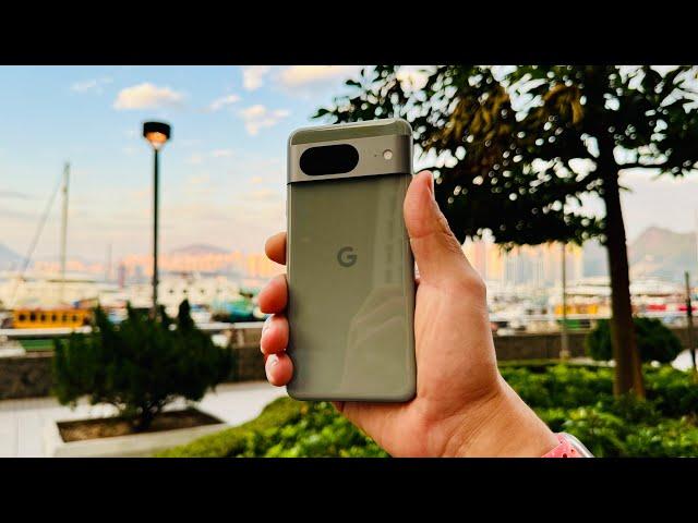 Google Pixel 8 One Week Review BEST ANDROID PHONE!