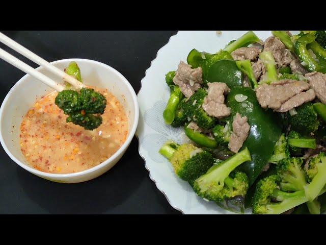 Stir Fried Beef and Vegetables with Spicy Tofu Dipping Sauce - Khmer Cooking Food