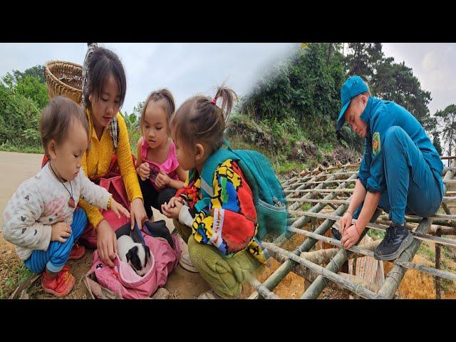 Kind Man Helps Single Mom with bamboo kitchen construction - What Happened to the Little Dog?