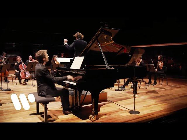 Alexandre Tharaud plays Mozart: Piano Concerto No. 9 in E-flat major, K. 271 (Jeunehomme)