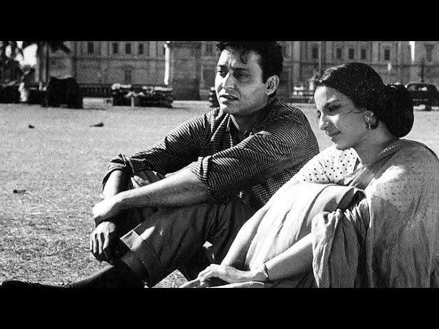 Teen Bhubaner Pare(তিন ভূবনের পারে)। Old Bengali movie| Soumitra Chatterjee |