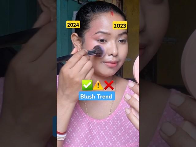 Trying Viral Blush Trend  #treandinghacks #makeuphacks #latesthack #makeuptips #shorts #ytshorts