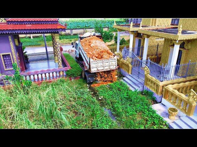 Start New Project!!Dump Truck Fillingland Flooded Area In Pagoda,Skill Bulldozer D20P Pushing Soil