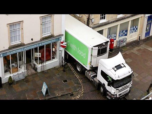 Crazy Biggest Truck Driving Skills On Extreme Road - Incredible Truck Stuck On Mountain Road